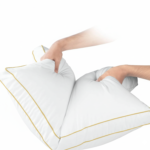 ⁦مخدة نوم بخط ذهبي مزدوج 100% قطن - 1400 جرام⁩ - الصورة ⁦6⁩