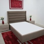 هيكل سرير منجد بالمخمل البني – رويال من ميديكال سليب - 1007